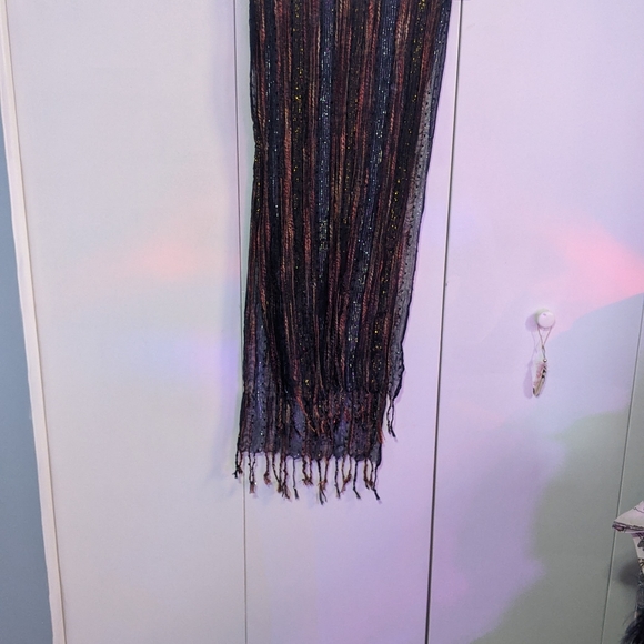 Pretty fashion shimmer scarf - Picture 4 of 8